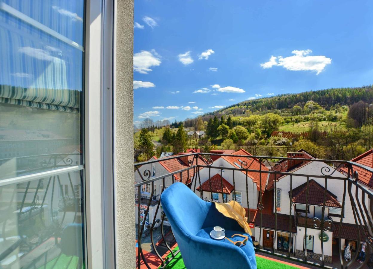 Apartament Beztroski Ustrzyki Dolne Eksteriør billede